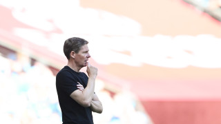 Мениджърът на Кристъл Палас Оливър Глазнер отрече твърденията за напрежение