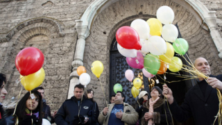 Рядка болест убива 4 деца, ако не помогне държавата