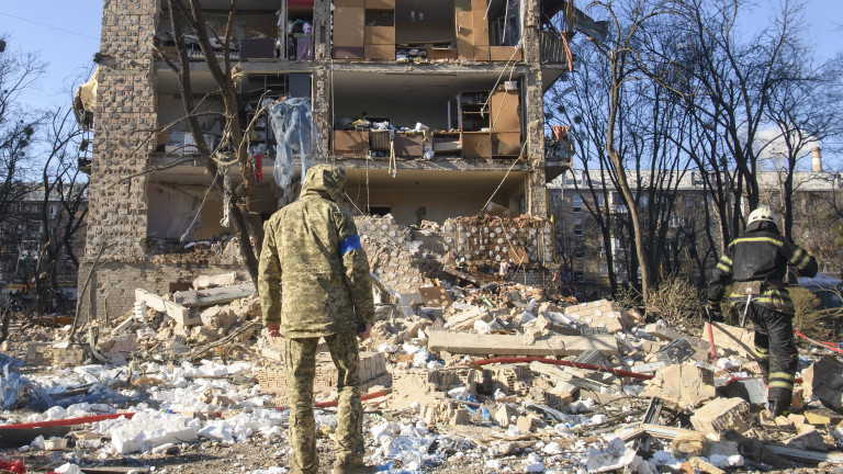 Украйна разследва около 13 000 случая на предполагаеми военни престъпления