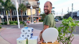 Роб Грийнфийлд - екоактивистът, който създаде тоалетна хартия от растение