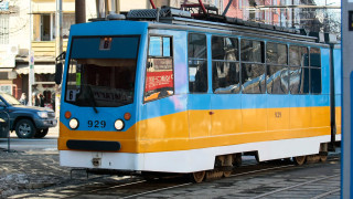 Верижна катастрофа с трамвай в столицата