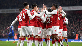 Футболист на Арсенал нехае, че майка му живее в... контейнер