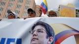 Колумбийски сенатор и кандидат-президент почина два месеца след атентат