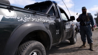 Афганистанската армия изостави база в провинция Хелманд 