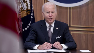 Президентът на САЩ Джо Байдън в неделя поднови глобална инфраструктурна