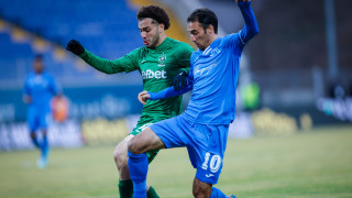 Офанзивният играч на Левски Ивелин Попов ще пропусне гостуването