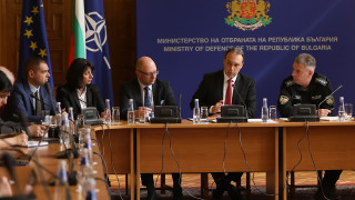 Заков: Лукс е, че сме в НАТО, българските ВВС не трябва да бъдат приземявани