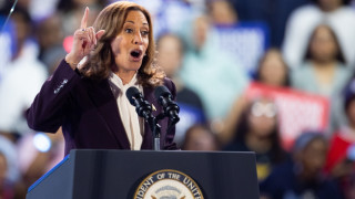 Вицепрезидентът и кандидат на демократите за президент на САЩ Камала