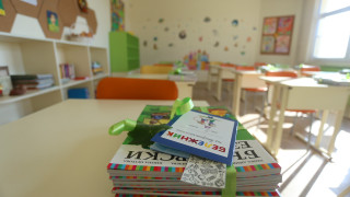 Възнагражденията на педагогическия персонал ще бъдат повишени от 1 април 2022