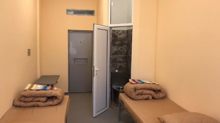 Две жени намушкаха с нож мъж в Панагюрище