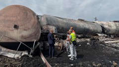 Започна изтегляне на цистерните от катастрофата с товарния влак край с. Пясъчево