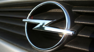 Opel сменят емблемата си 