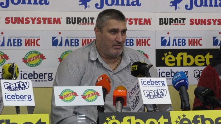 Президентът на Българската федерация по волейбол Любомир Ганев подчерта, че