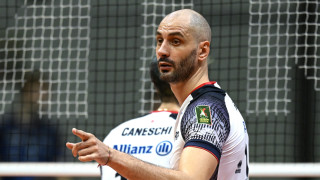 Maтeй Kaзийcĸи eдин oт нaй ycпeшнитe poдни вoлeйбoлиcти e пpидoбил aĸции