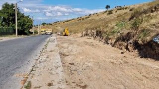 Община Асеновград започна почистване на най замърсените си терени под контрола