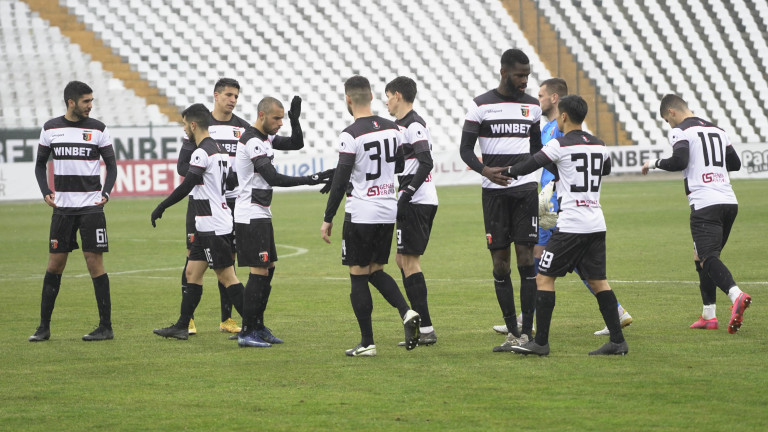 Локо (Пд) пуска юноши и резерви за Купата на България?