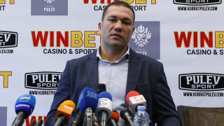 Кубрат Пулев се срещна с деца от Специално училище за