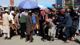 Взрив в джамия в Кабул рани шест души