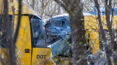 Два влака се сблъскаха челно в Дания, има ранени